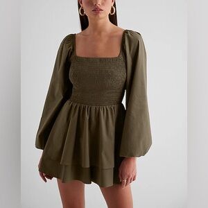 NWT Express Square Neck Long Sleeve Smocked Poplin Romper, Size XL extra large